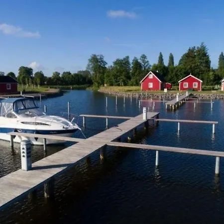 Gemuetliches In Zerpenschleuse Mit Privater Terrasse