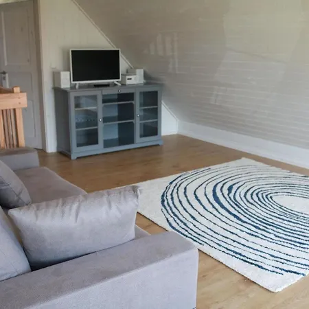 Holiday home Gemuetliches In Zerpenschleuse Mit Privater Terrasse Wandlitz